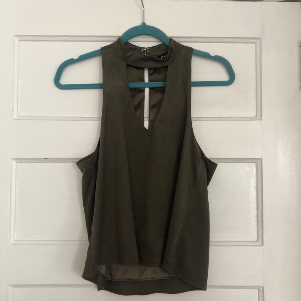 Beau Tissu Green Suede Keyhole Top